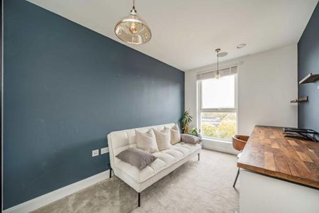 2 bedroom flat to rent - Photo 2