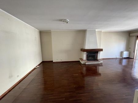 Apartamento T5 - Photo 3