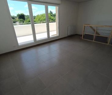 Appartement à louer 3 pièces 64.95m² - Photo 2
