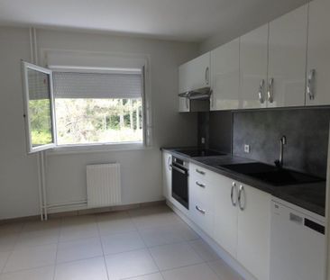 Location Appartement 3 pièces 68m² LE CREUSOT 71200 - Photo 5