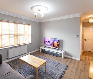 2 bedroom flat to rent - Photo 1