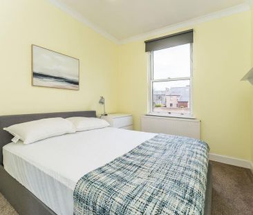 2 bedroom flat to rent - Photo 6