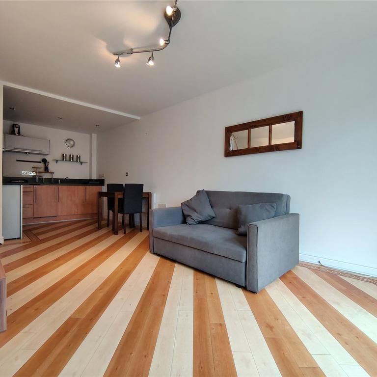 1 bedroom apartment to rent - Photo 1