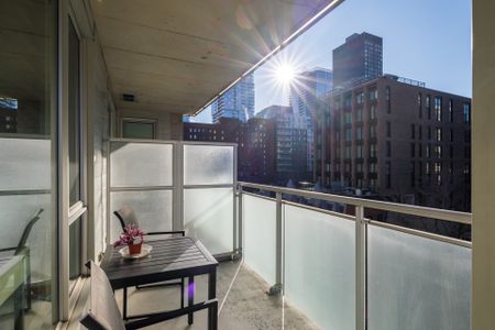 1235 Rue Bishop, apt. 714 - Photo 3