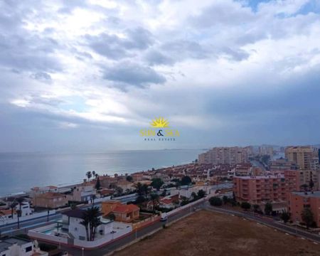 TWO-BEDROOM APARTMENT – LA MANGA DEL MAR MENOR - Photo 5