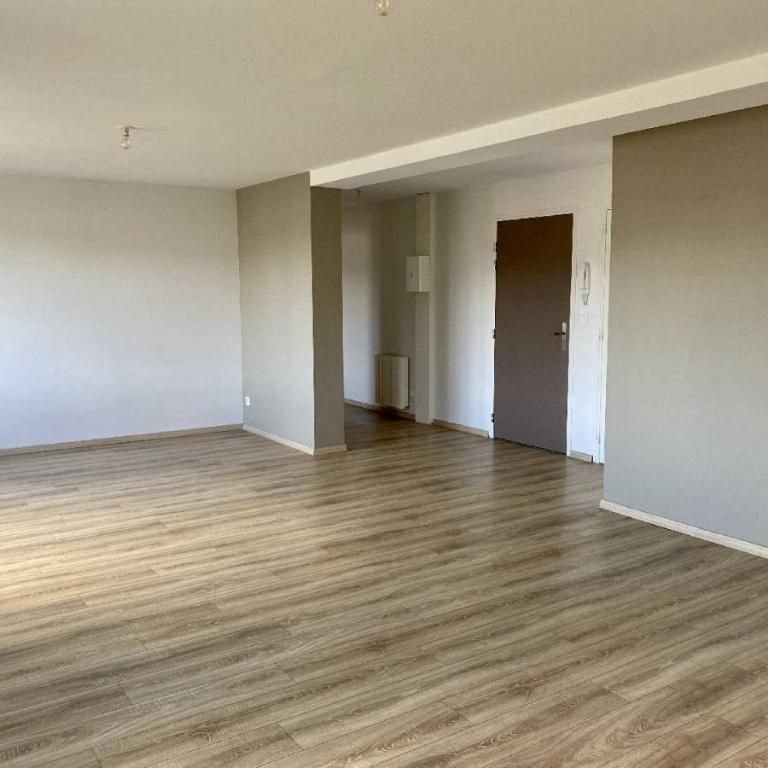 Loue Appartement à Les Monts d'Aunay - Photo 1