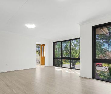 SPACIOUS FOUR BEDROOM FAMILY HOME - Photo 5