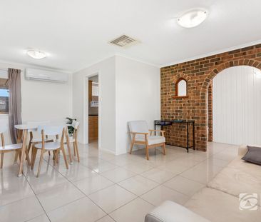 Comfortable Family Home - Photo 5