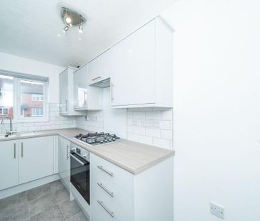 2 bedroom terraced house to rent - Photo 6