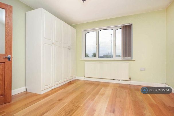 3 bedroom bungalow to rent - Photo 1