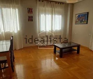 Alquiler de piso en Zona Avda. de Madrid - Foto 2