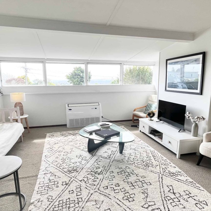 Tui Escape - 4 Bedroom Upstairs Villa Conversion - Photo 1