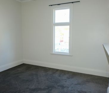 REFURBISHED FAMILY HOME - Photo 4