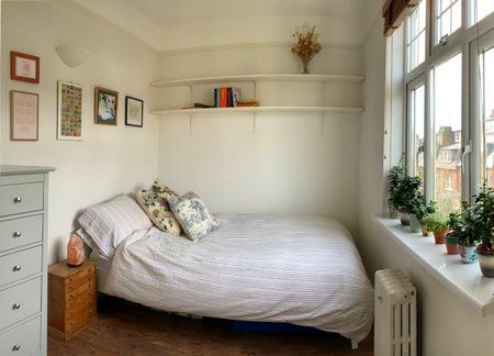 2 Bed Flat, Belsize Grove, NW3 - Photo 3