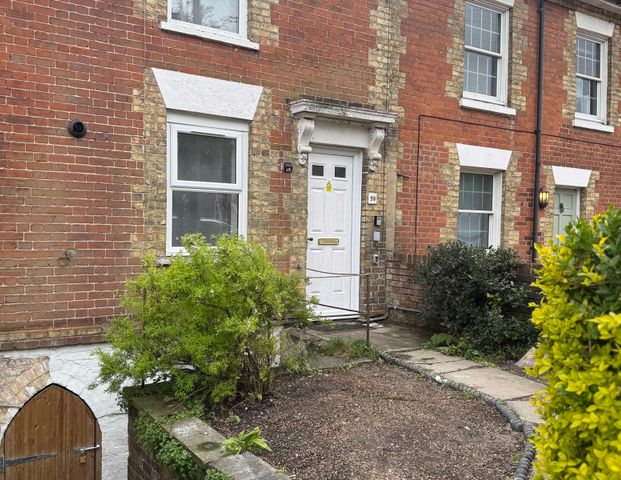 Lower Fant Road Flat B - Photo 1