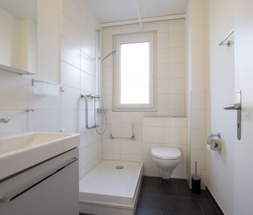 Modern 4.5-room apartment on the mezzanine floor in Kallnach - Foto 2