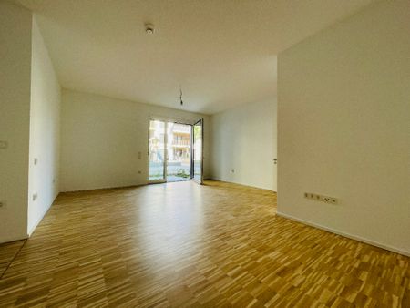 Mietwohnung in Nürnberg - Große 1-Zimmer Wohnung mit Terrasse und Einbauküche - Photo 2