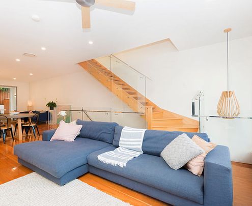 Elegant Townhouse Living in a Prime Inner-City Location - Photo 1