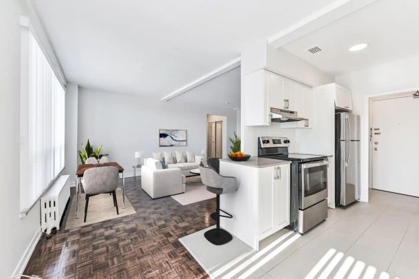 La Salle Towers — 1 Bedroom - Photo 1