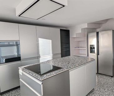Sonvico - Spettacolare e Caratteristico 6.5 Locali su più Livelli con - Photo 2