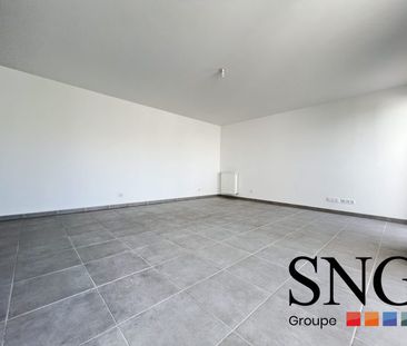 T4 AVEC BALCON + 2 PARKINGS - Photo 2