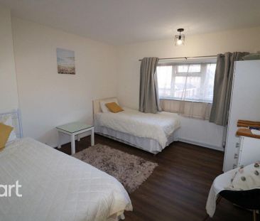 3 bedroom terraced house to rent - Photo 4