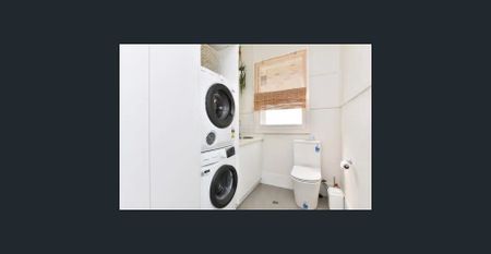 All inclusive Full Serviced house, weekly cleaning, linens, Direct Lake Front Cottage - Photo 2