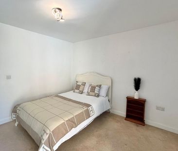 1 bedroom flat to rent - Photo 6