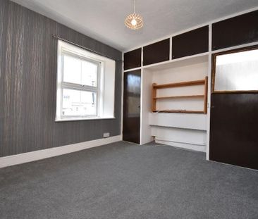 2 bedroom cottage to rent - Photo 2