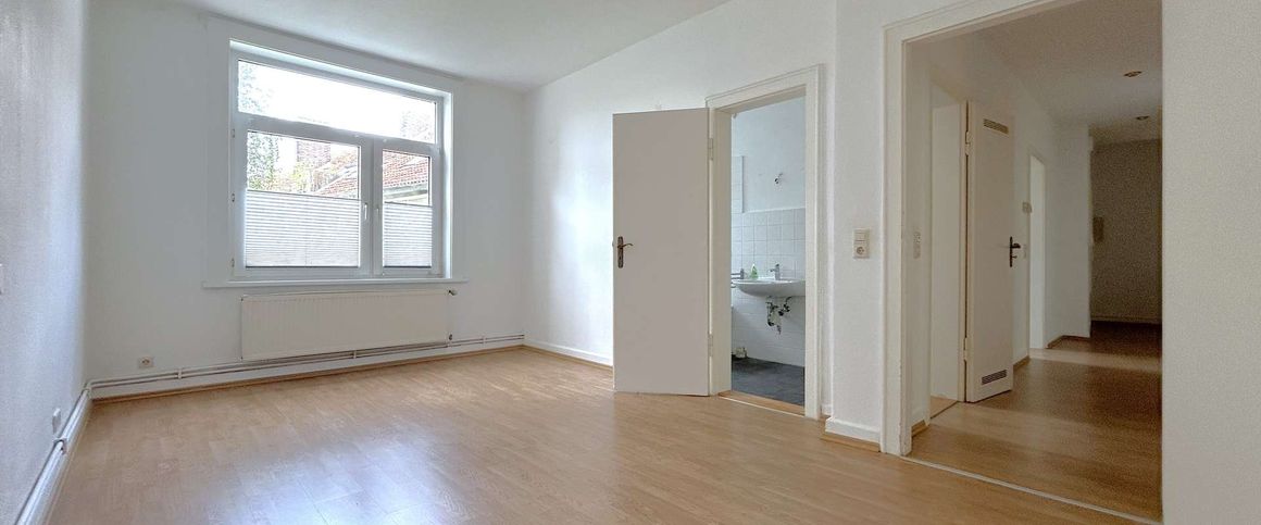 Wunderschöne 4 Zimmerwohnung mit Balkon in der beliebten Südstadt - Photo 1