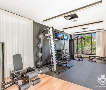 3 bedroom + MPR Terrace Home Offering Modern Comforts! - Photo 5