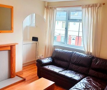 2 Bed Flat, Goring Road, CV2 - Photo 1