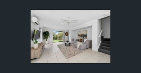 PRIVACY - SPACE - STYLISH - Photo 2