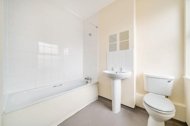 Rushey Green, London, SE6 4HQ - Photo 1