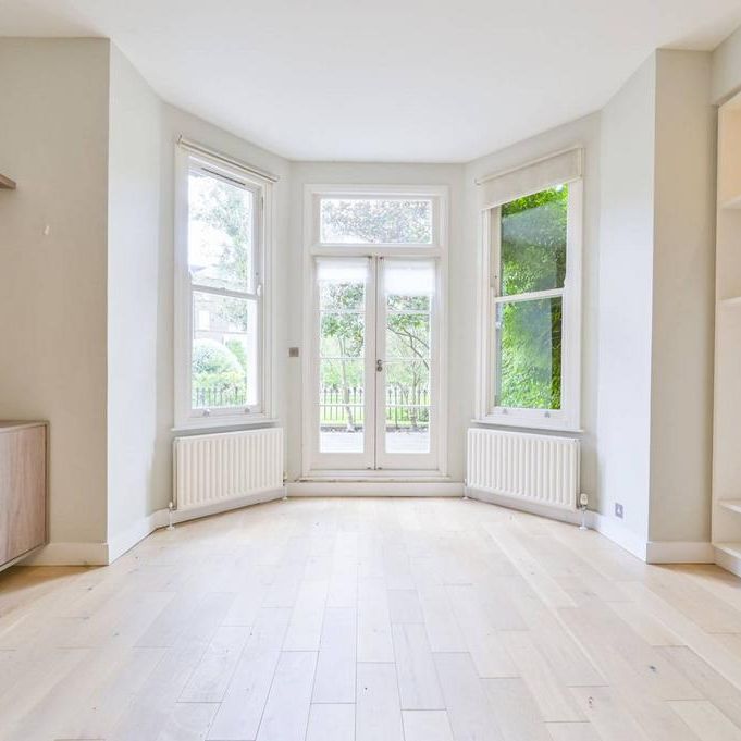 3 bedroom flat to rent - Photo 1