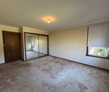 4 Bedroom Home - Photo 6