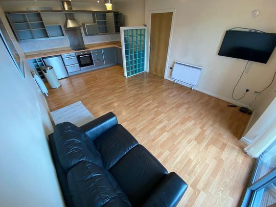 1 bedroom flat to rent - Photo 1