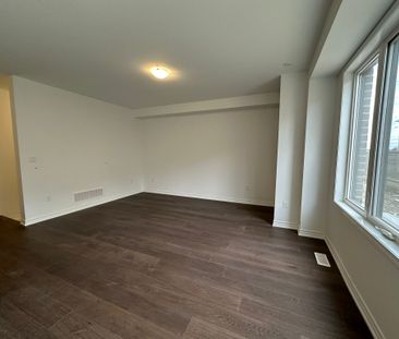 For Lease - 88 Keppel Circle, Brampton, Ontario - Photo 2