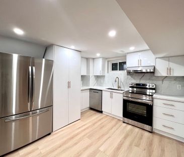 For Lease - 65 Dewlane Drive, Toronto, Ontario - Photo 5