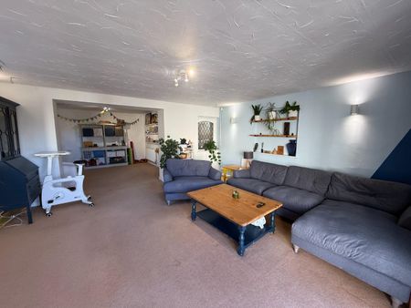 Parfitts Hill, Bristol - Photo 2