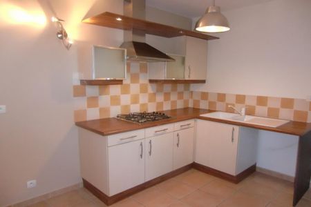 L'Isle/Sorgue dans résidence sécurisée, appartement T1 avec terrasse et parking., - Photo 4