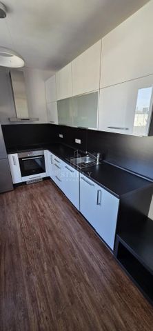 Pronájem bytu 3+kk 61 m2 - Fotografie 4