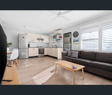 1/80 Selwyn St, Merewether, NSW 2291 - Photo 5