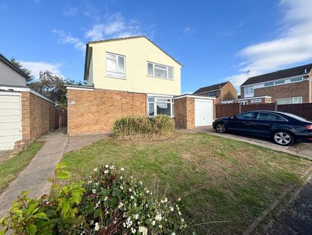 3 bedroom detached house to rent - Photo 3