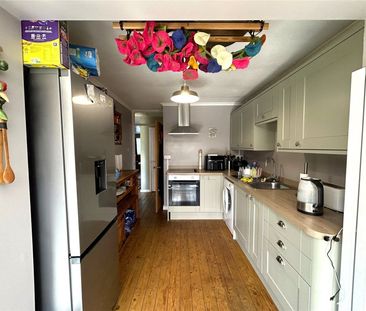 Peard Road, Tiverton, Devon, EX16 - Photo 2