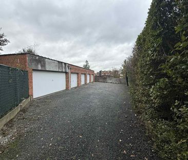 Ruime garage met afstandsbediening. - Foto 6