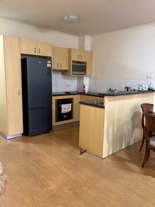 3-bedroom shared unit / apartment, Carrington street - Photo 1