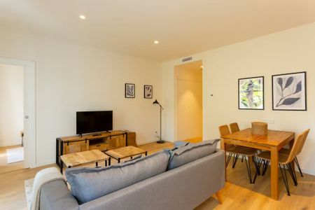 Passeig de Sant Joan, Barcelona, Catalonia 08010 - Foto 3