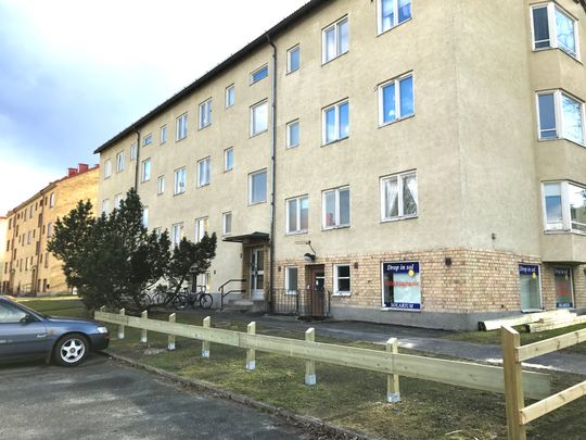 Hagavägen, Nora - Photo 1
