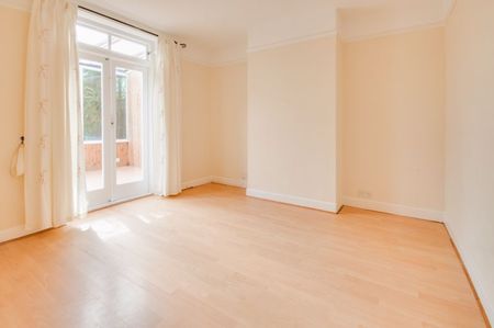 The Dene, Canterbury - Photo 2